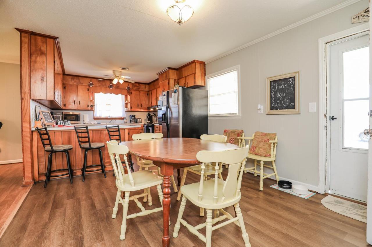 Spacious Home With Waterfront View-Welcome Pets Sneads Ferry Exteriér fotografie