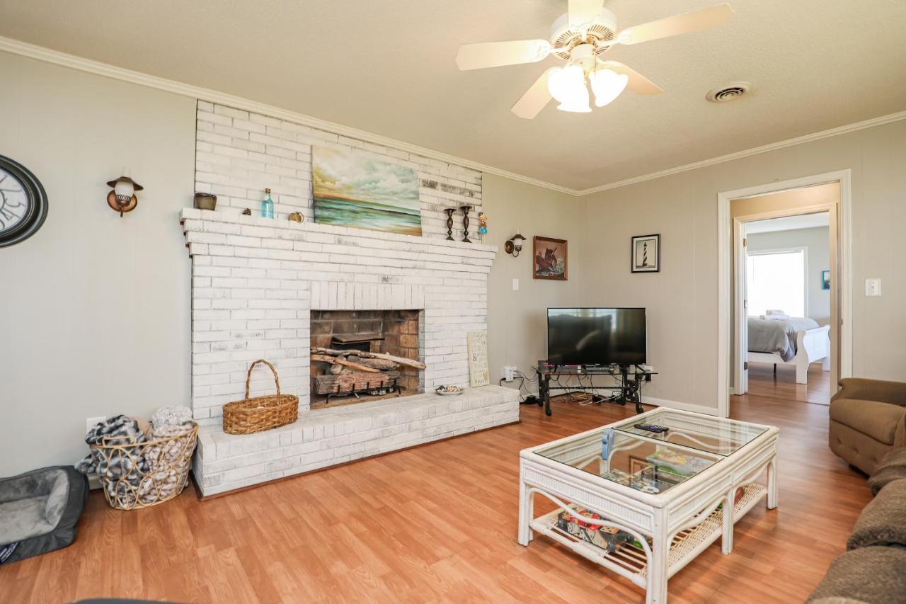 Spacious Home With Waterfront View-Welcome Pets Sneads Ferry Exteriér fotografie