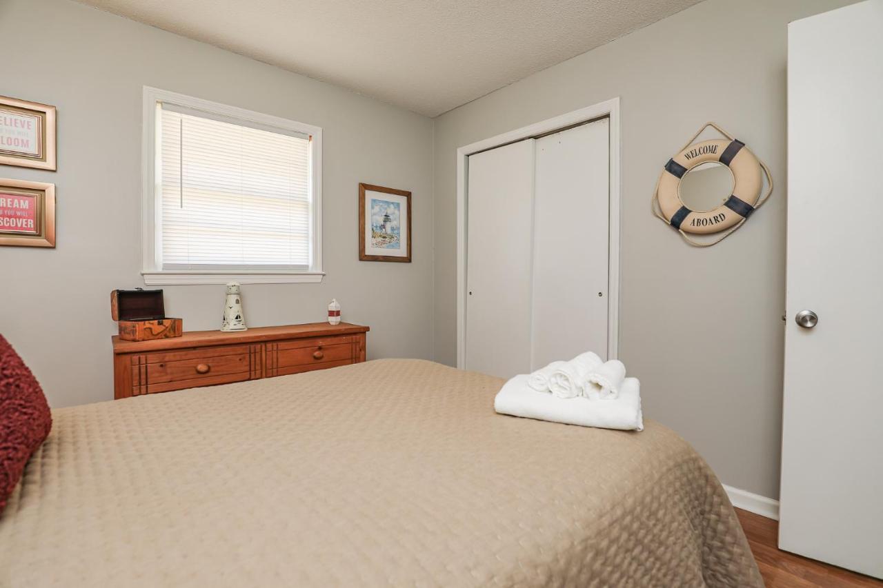 Spacious Home With Waterfront View-Welcome Pets Sneads Ferry Exteriér fotografie