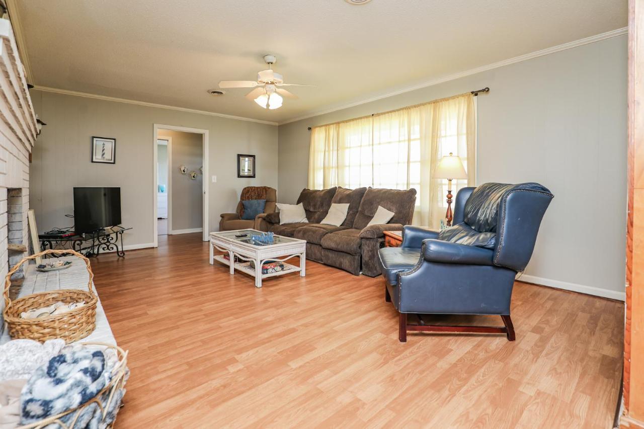 Spacious Home With Waterfront View-Welcome Pets Sneads Ferry Exteriér fotografie