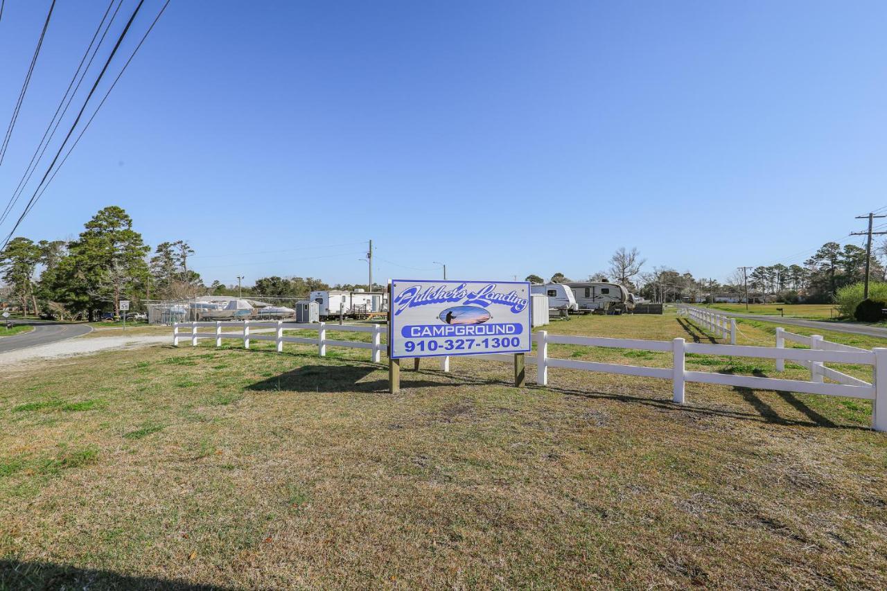 Spacious Home With Waterfront View-Welcome Pets Sneads Ferry Exteriér fotografie